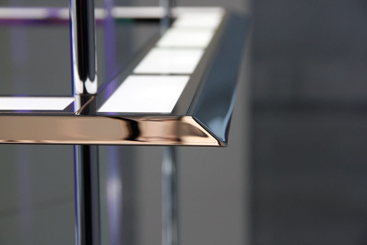 closeup of OLED luminaire by Kardorff Ingenieure Lichtplanung